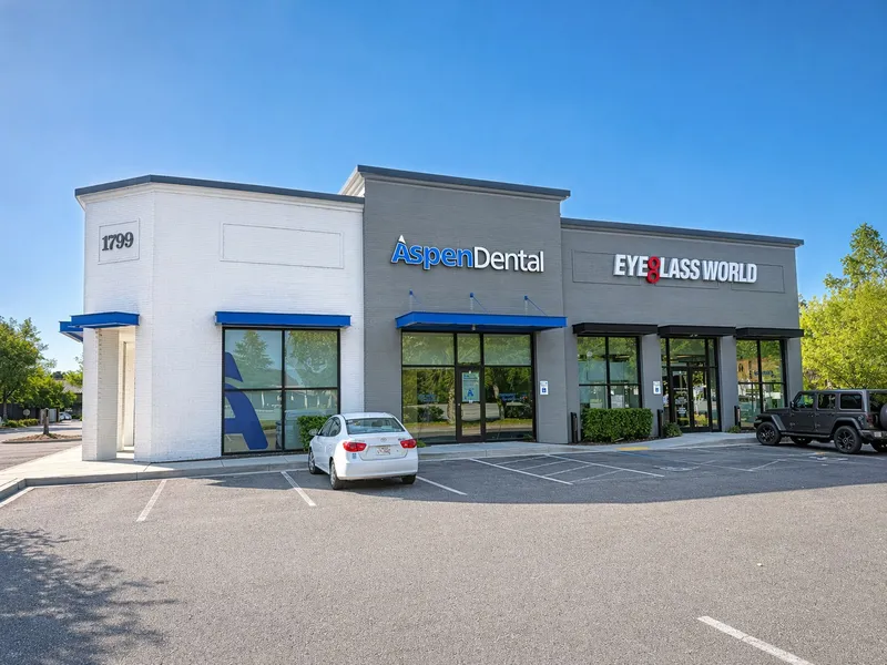 Mount Pleasant Retail Space, photo 1 of 2